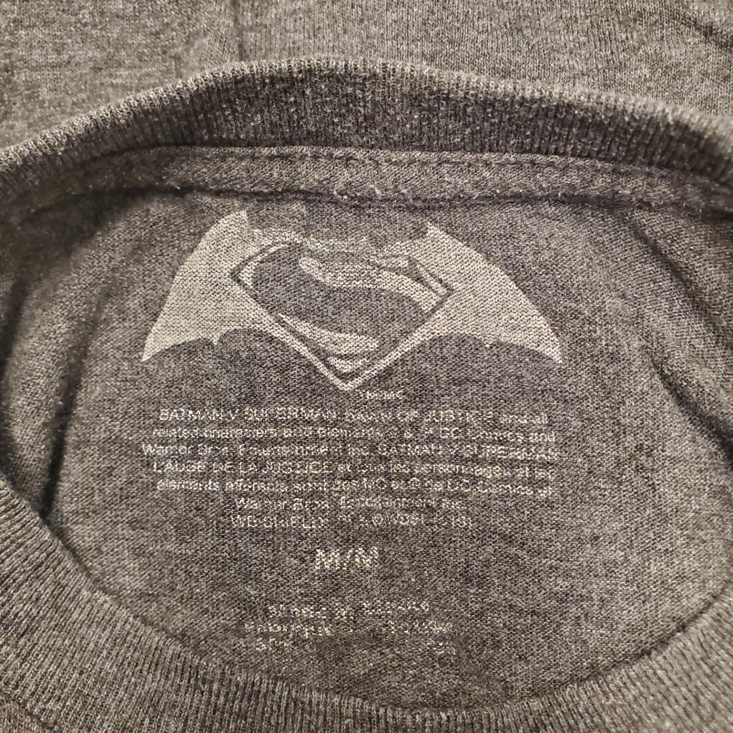 Batman v Superman Graphic T-Shirt - photo 5
