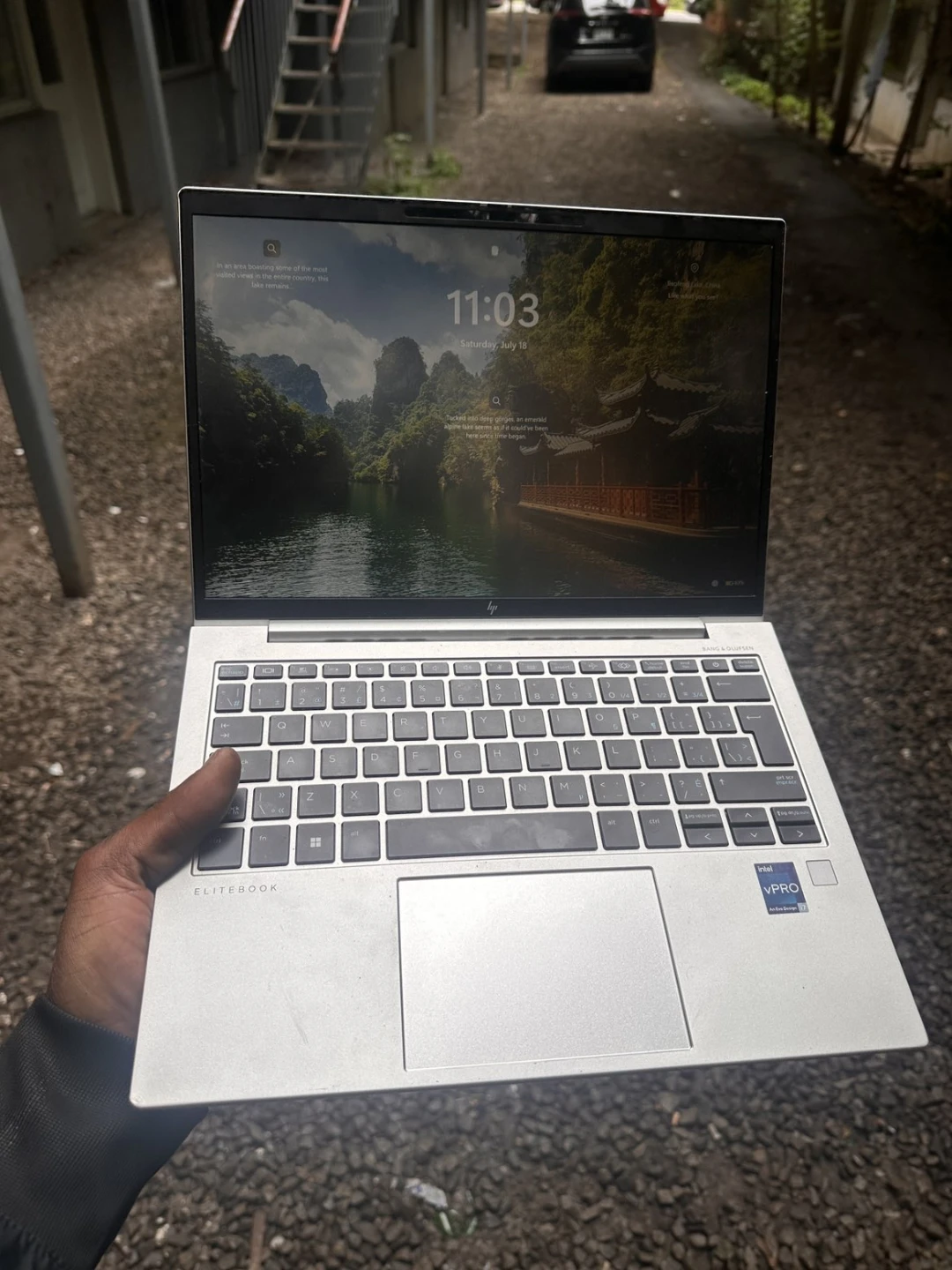 HP EliteBook 830 G10 Laptop