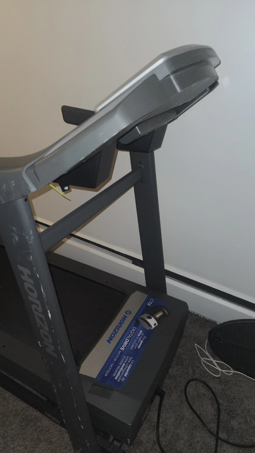 Horizon CT9.2 Treadmill - photo 2