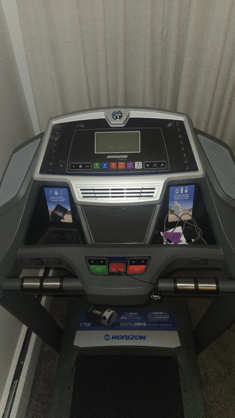 Horizon CT9.2 Treadmill - photo 3