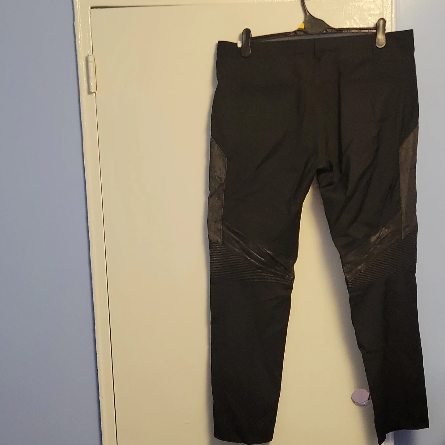 Frankie Morelle Black Pants with Faux Leather Accents Size L - photo 5