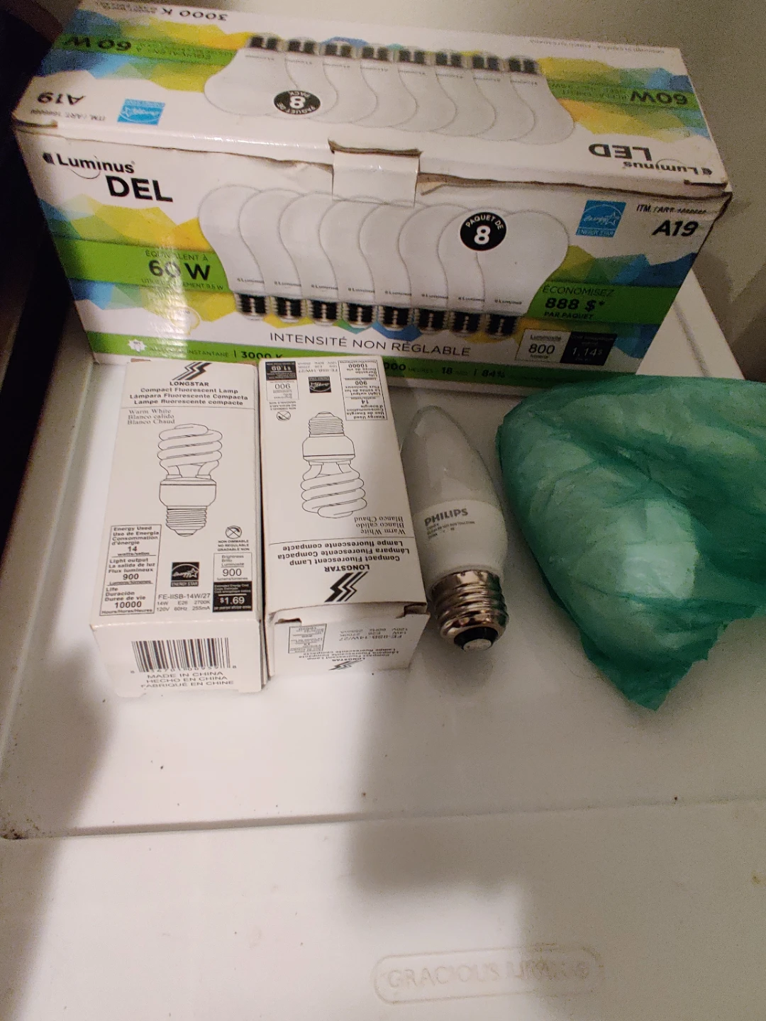 Luminus DEL 8 x 60W Light Bulbs & 2 Compact Fluorescent Lamps - photo 2
