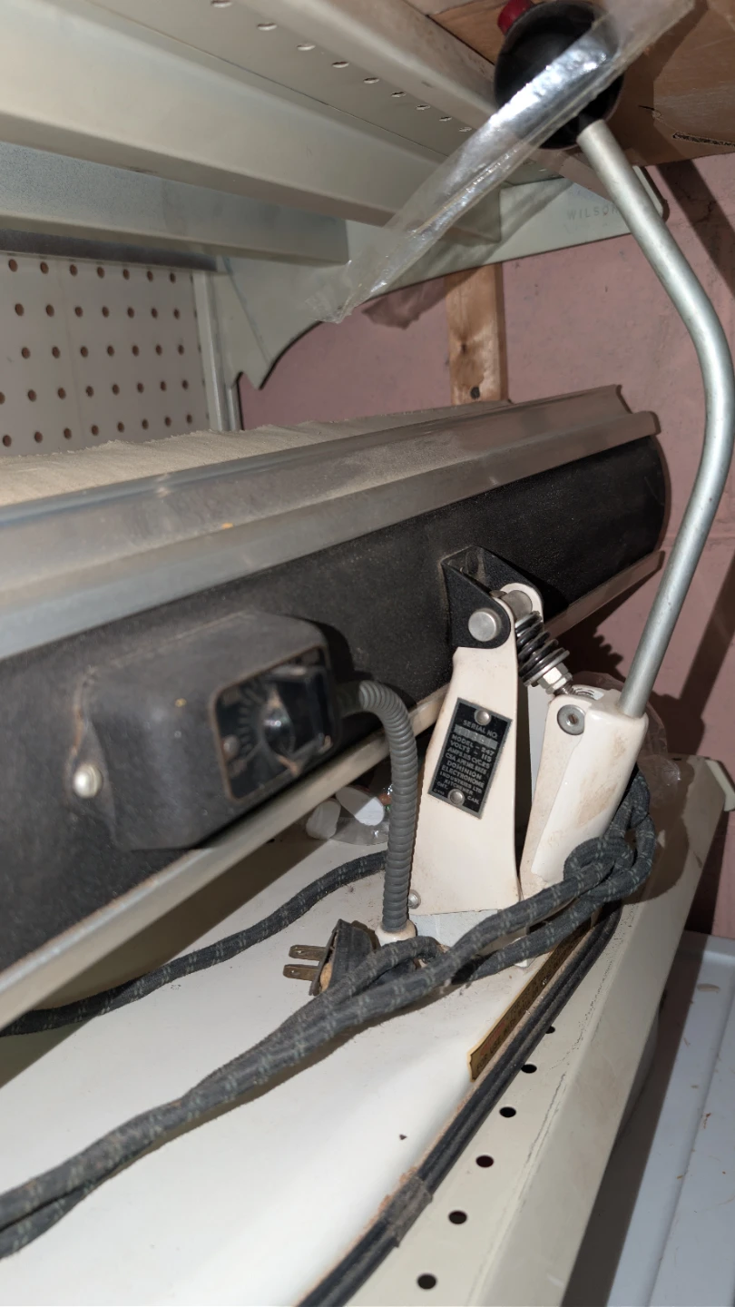 Vintage Industrial Press with Sleeve Board - photo 3