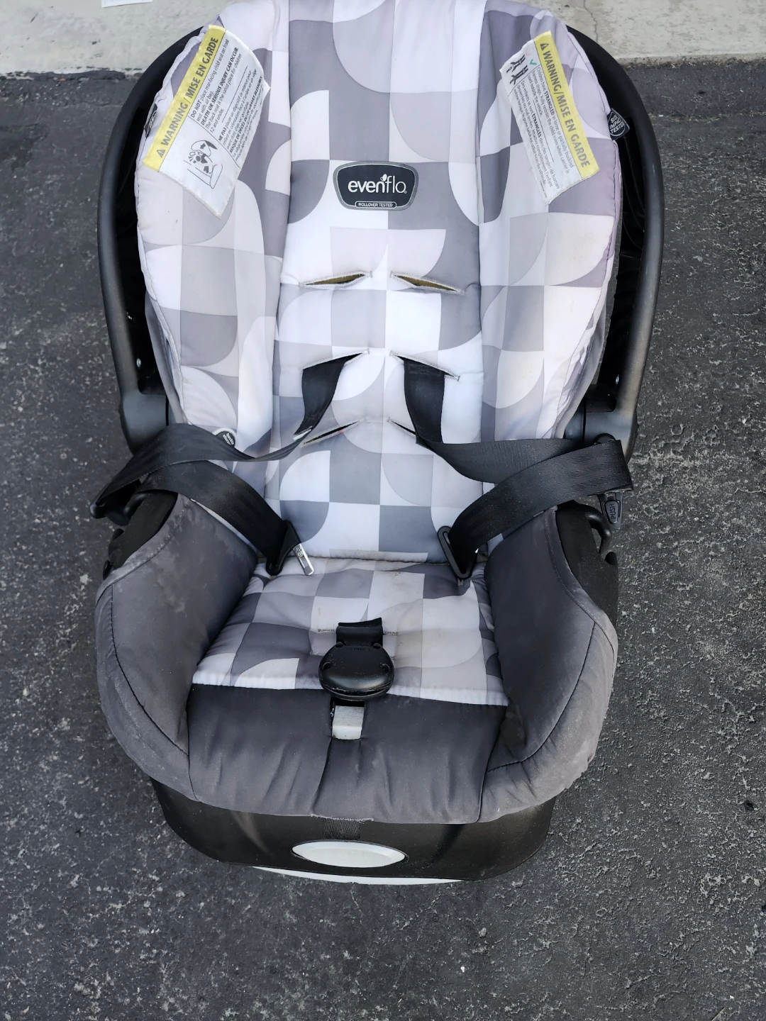 Evenflo Infant Car Seat with Base