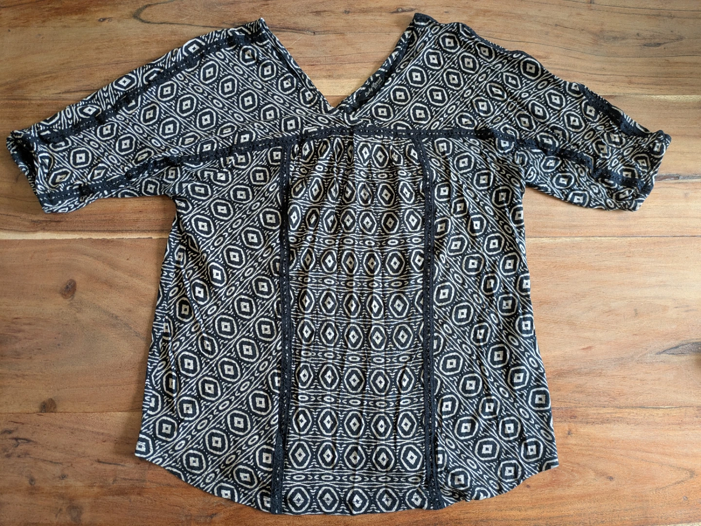 Lucky Jeans Black and White Patterned Top