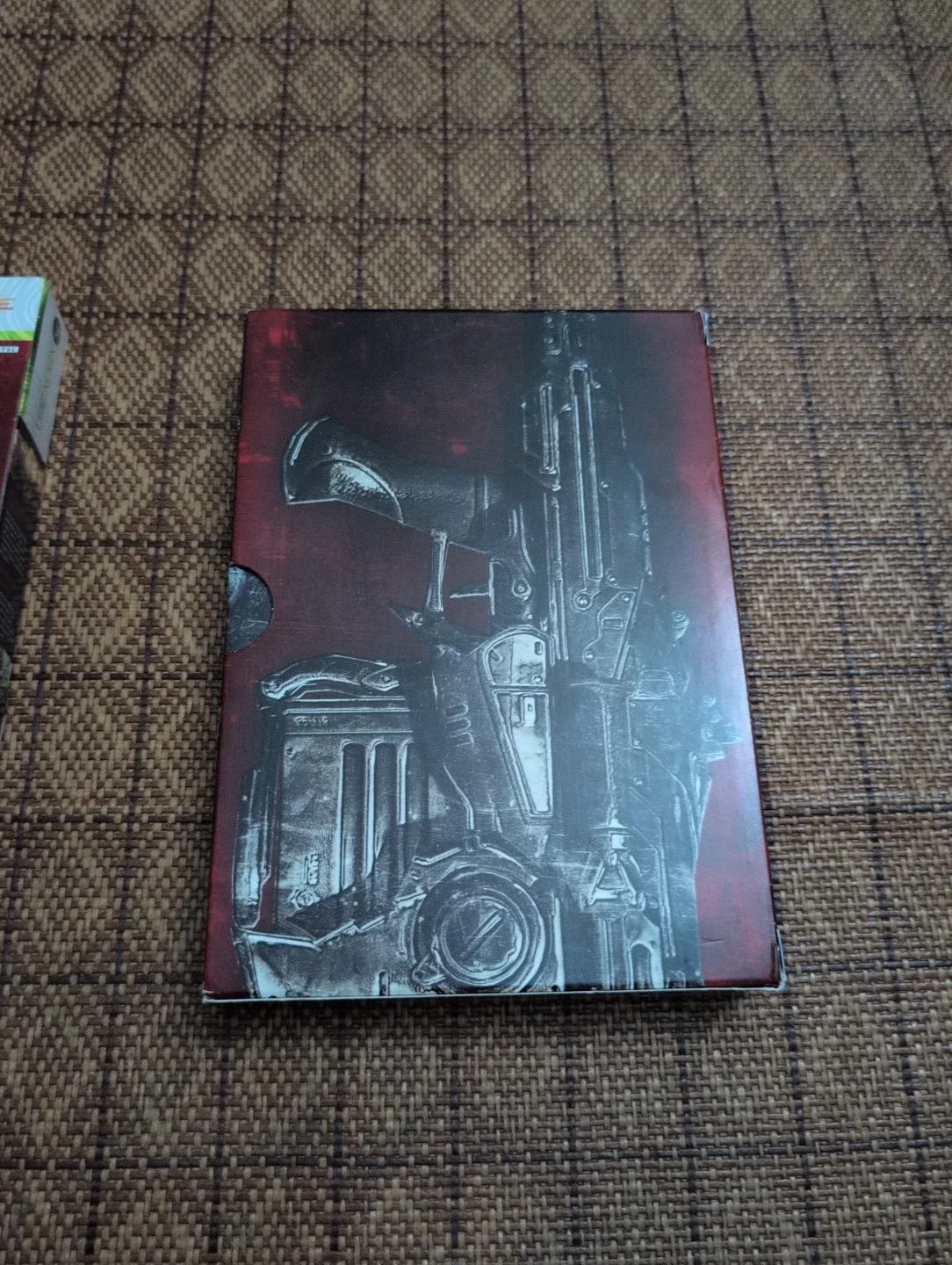 Gears Of War 2 Limited Edition CIB Bilingual French Booklet - photo 4