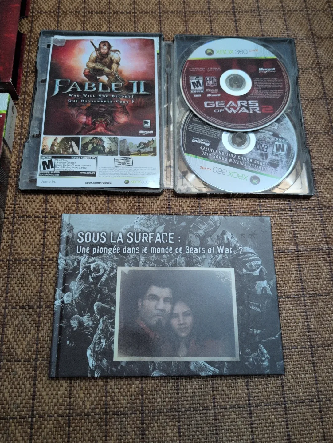 Gears Of War 2 Limited Edition CIB Bilingual French Booklet - photo 5
