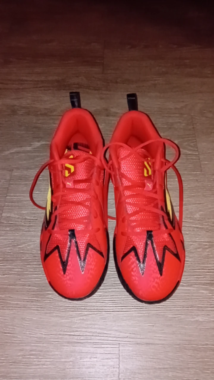 Puma Scoot basketball shoes