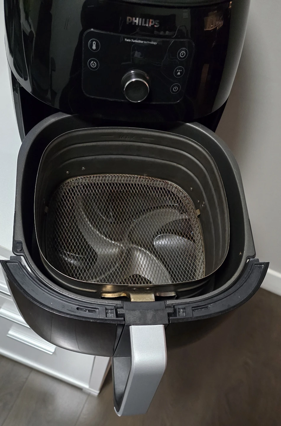 Premium Airfryer XXL with free accessories - photo 2