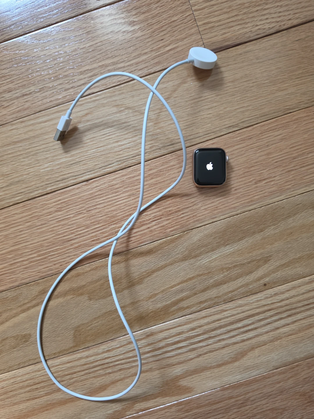 Apple Watch Series 4 - 40mm Rose Gold