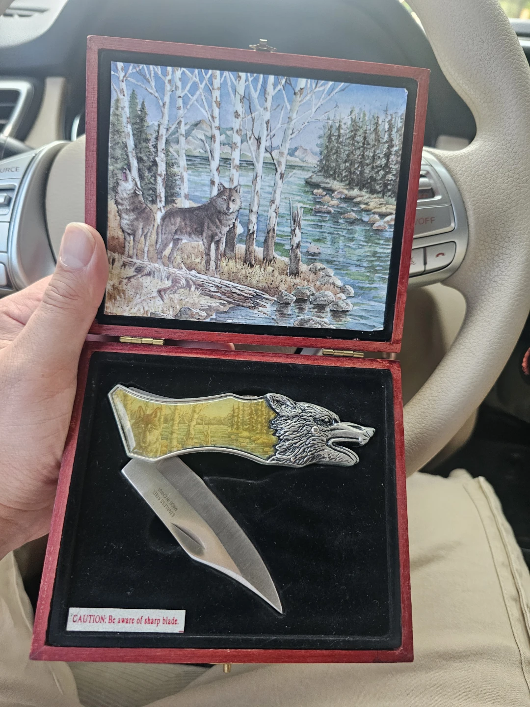 Wolf Head Folding Knife with Decorative Box