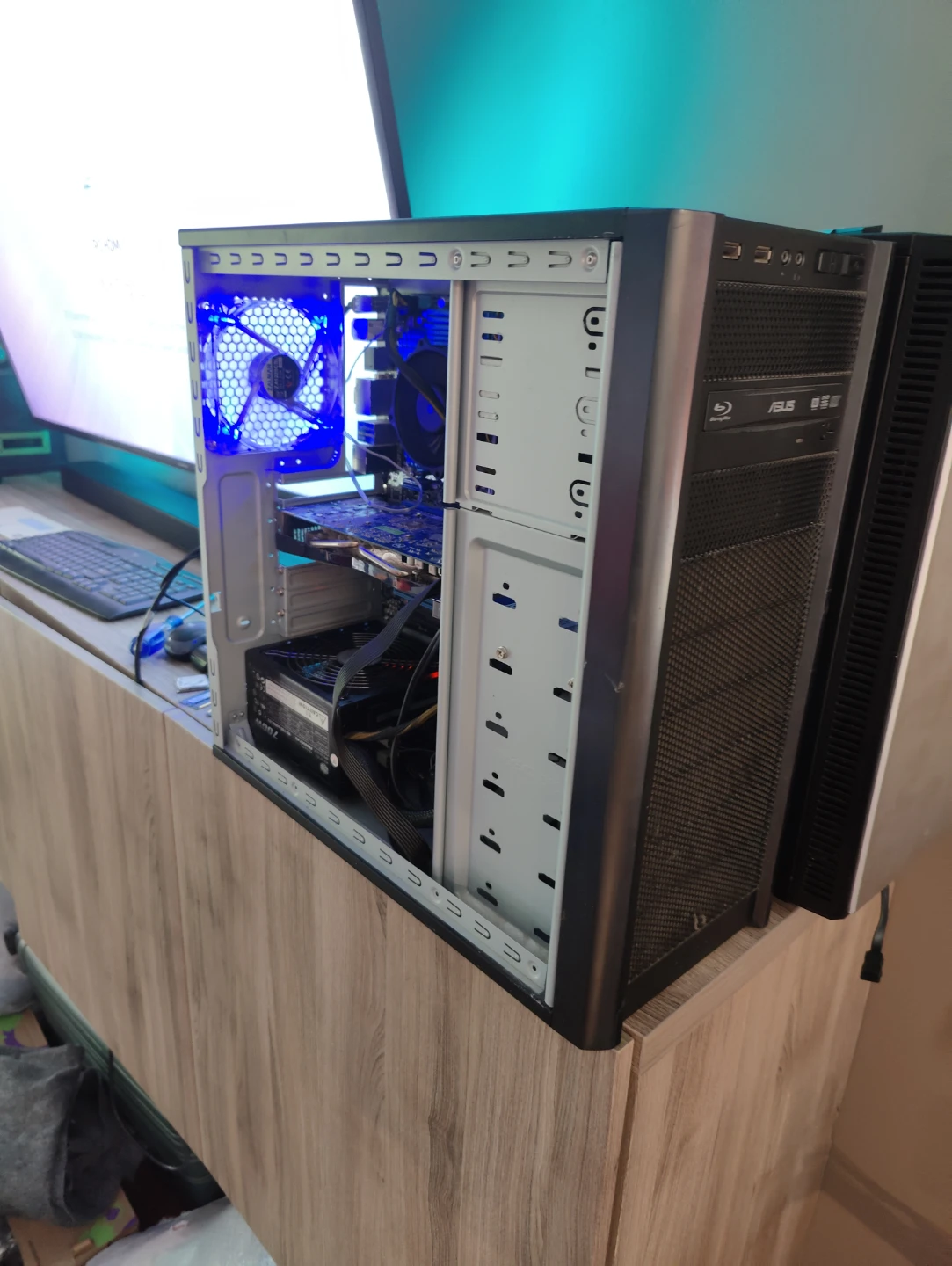 gaming PC 17 2600 16gb ram 1tb windows 11