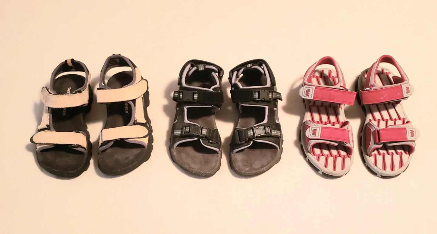 Sandals - Size 36 (Women's 5.5 to 6) $2/pair