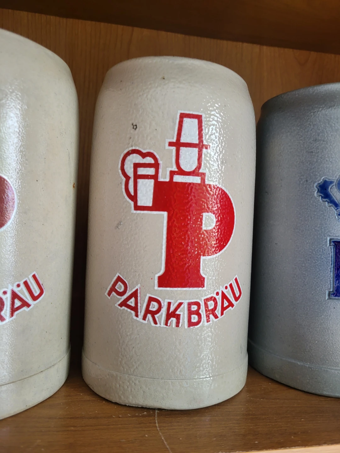 Parkbräu and Hofbräu XL 7.25" Ceramic Beer Mugs - photo 3