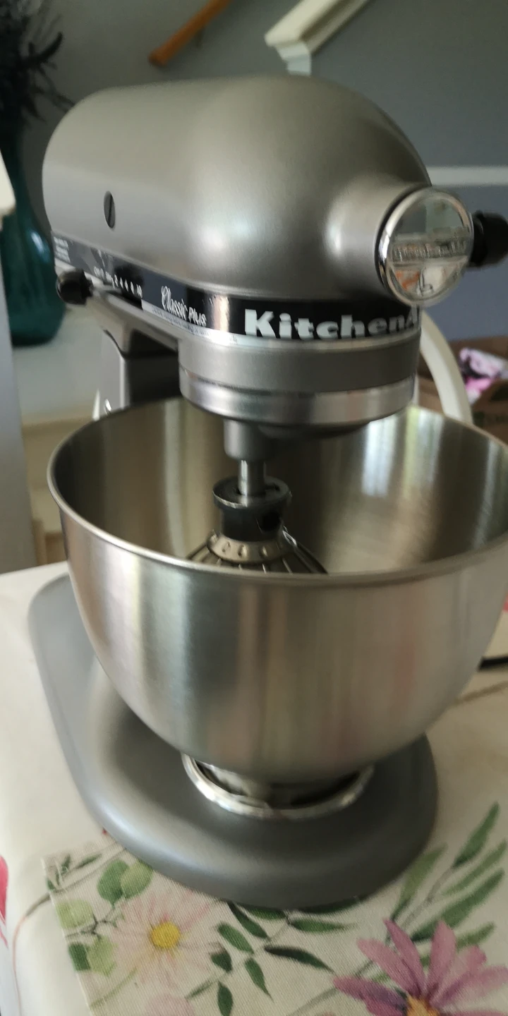 KitchenAid Classic Plus Tilt-Head Stand Mixer - photo 2