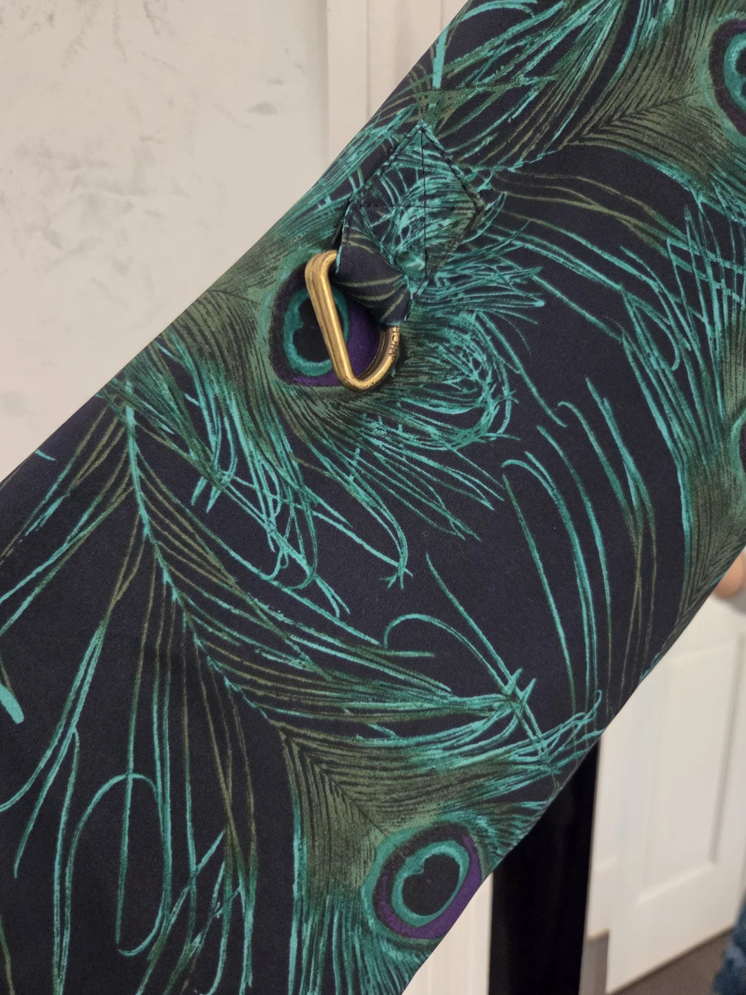 Michael Kors Peacock Print Blouse Size S - photo 3