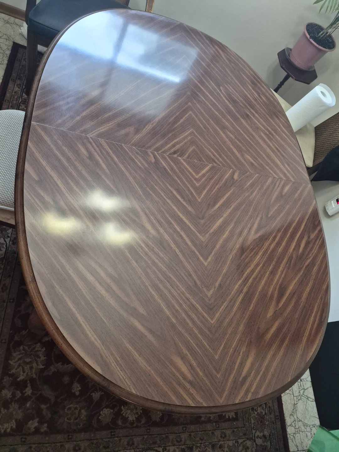 Oval Dining Table - Wood Veneer