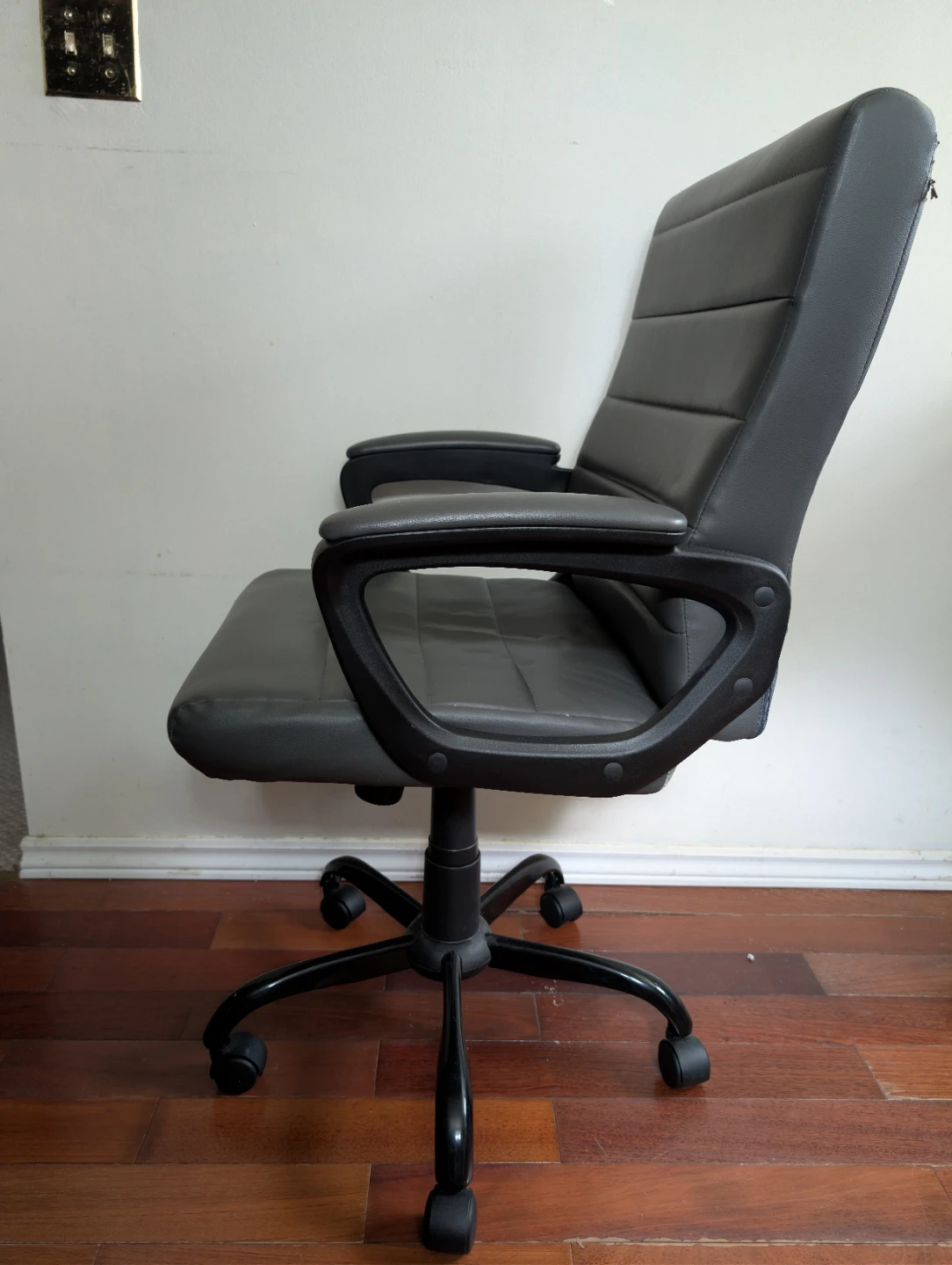 Grey Faux Leather Office Chair - photo 5