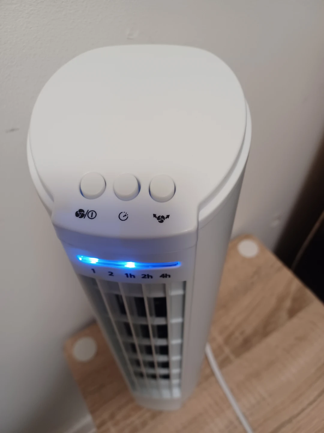Mainstays Oscillating Tower Fan - 15 inch - photo 2