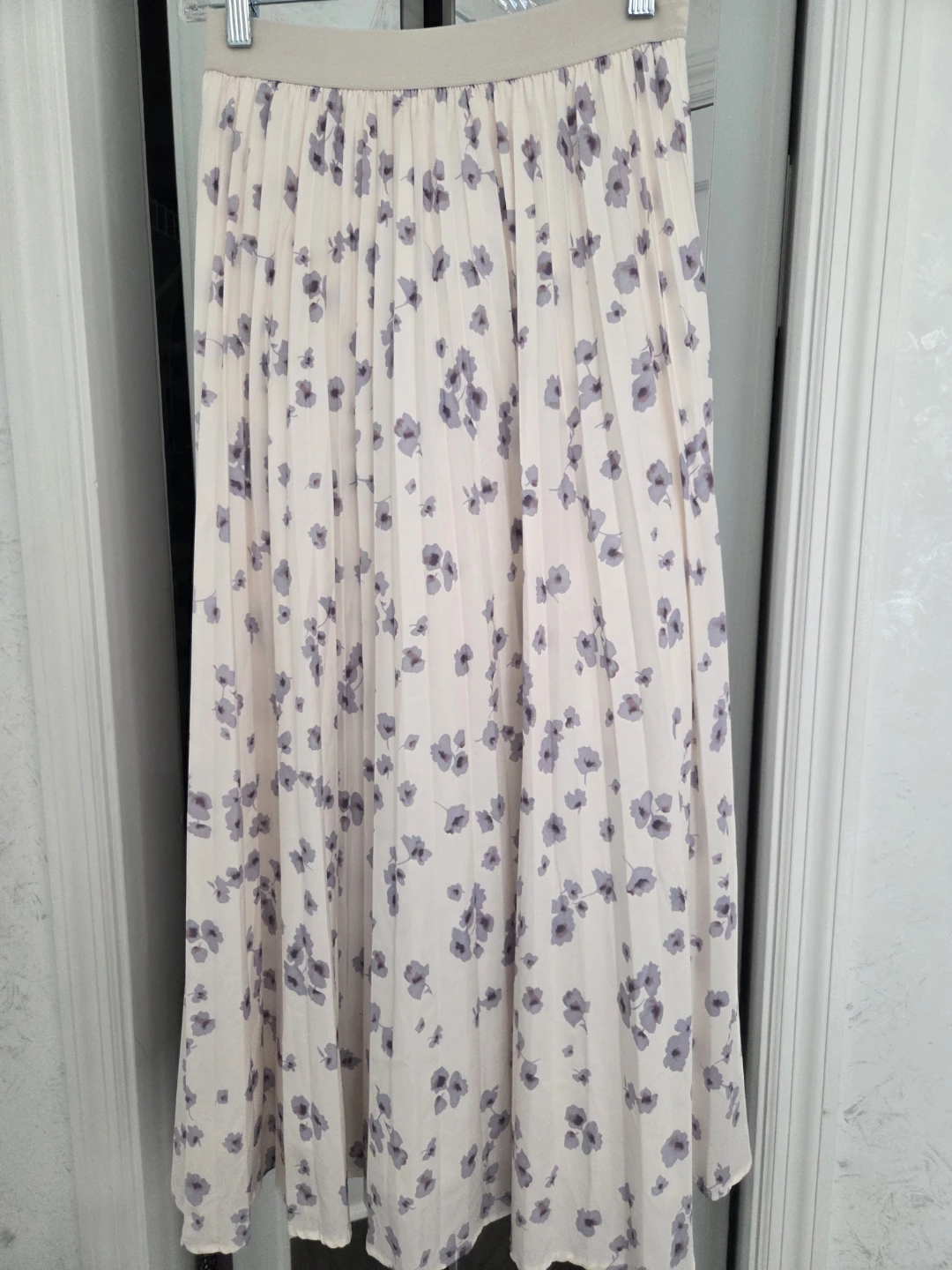 Women's Floral Pleated Maxi Skirt