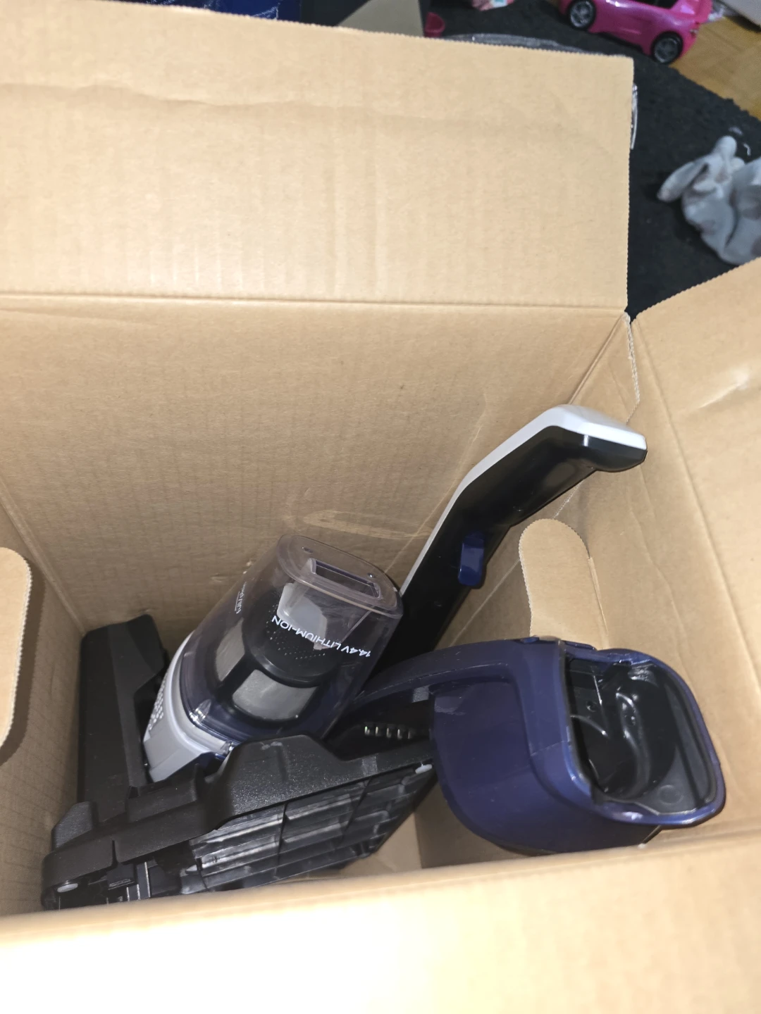 Bissell Adapt Ion XRT Cordless Vacuum - photo 3