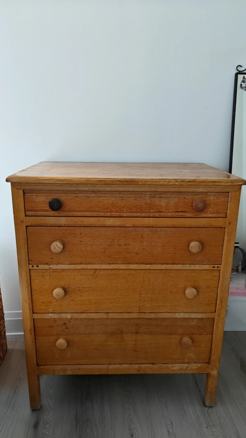 Solid Wood 4-Drawer Dresser