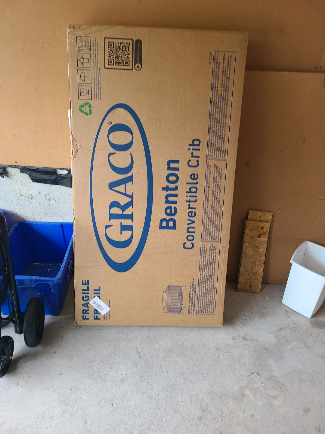 Graco Benton Convertible Crib - New in Box