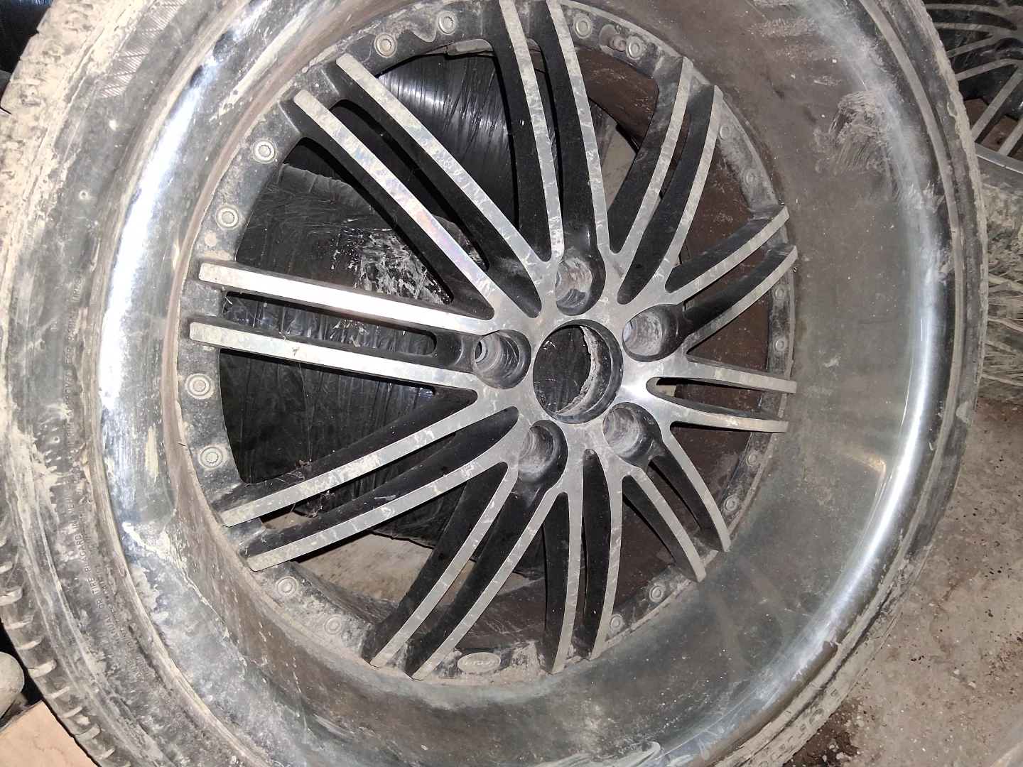 BMW Alloy Wheels (Set of 4)