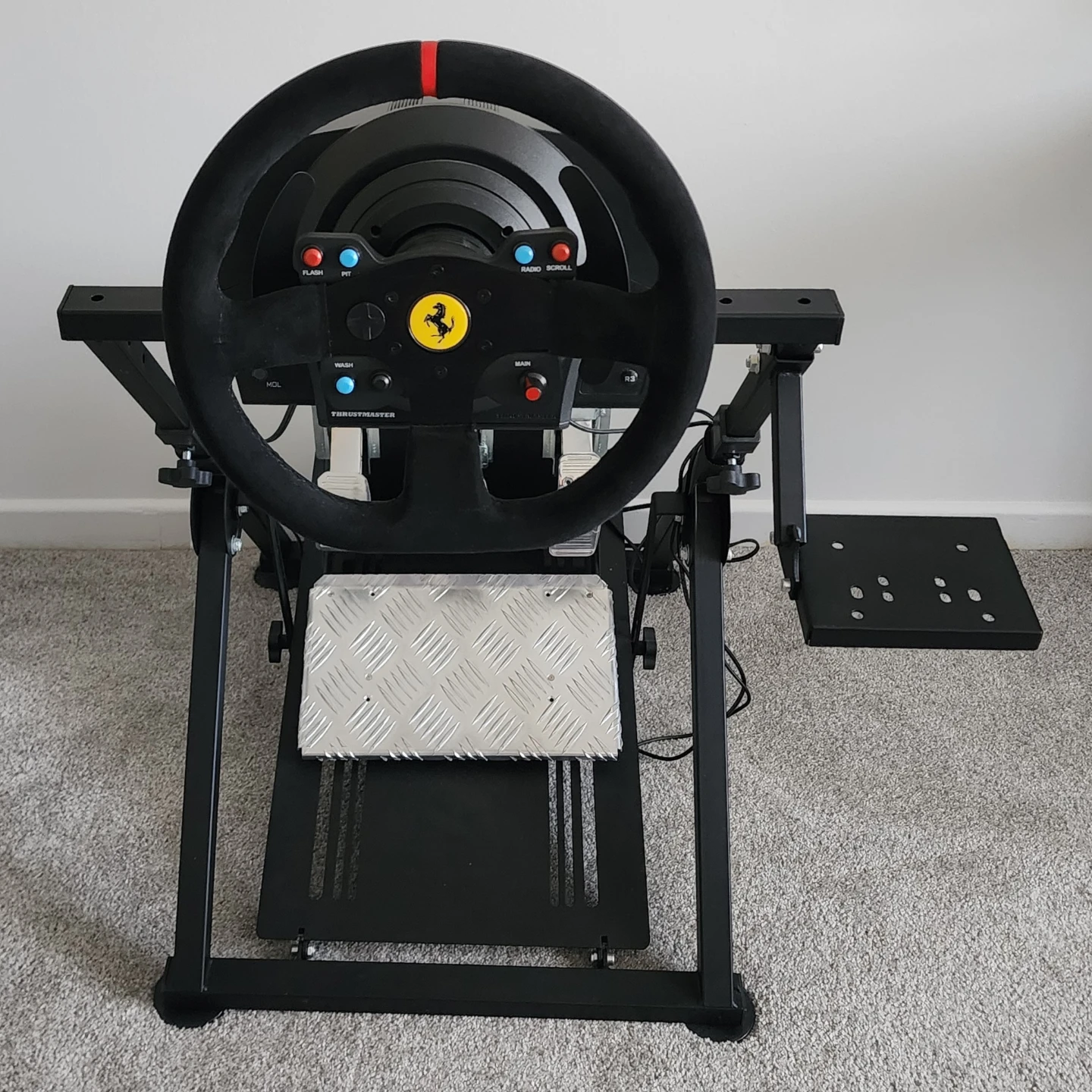 Thrustmaster T300 Ferrari Racing Wheel Alcantara with Stand - photo 2