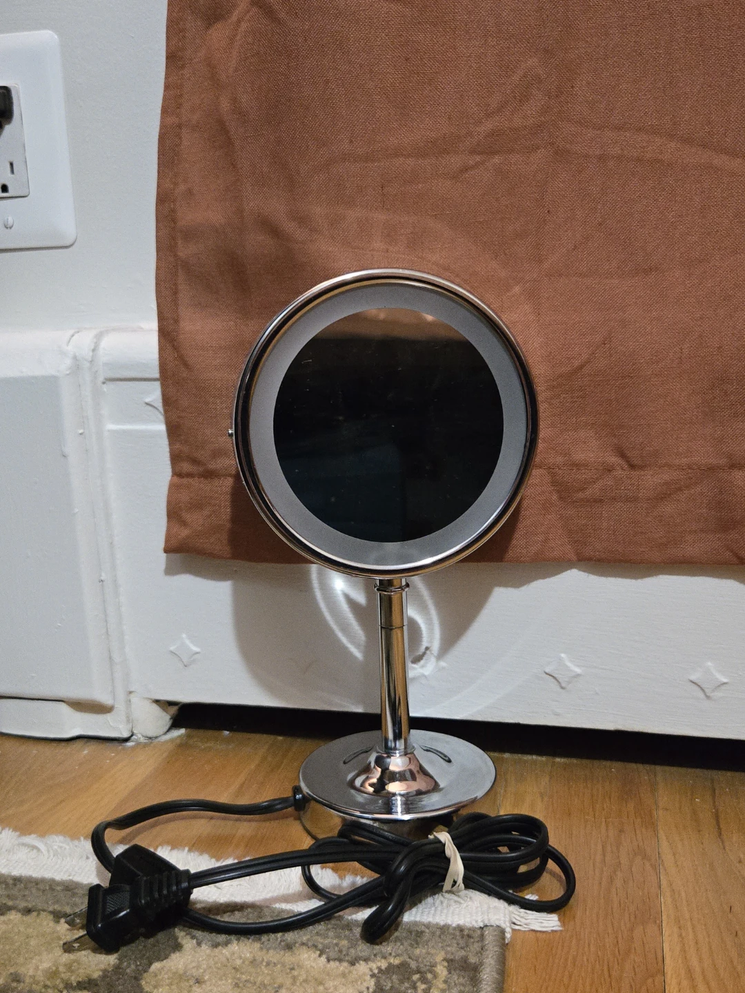 Lighted Stand Mirror (Dual sided w/ magnified mirror) - photo 2