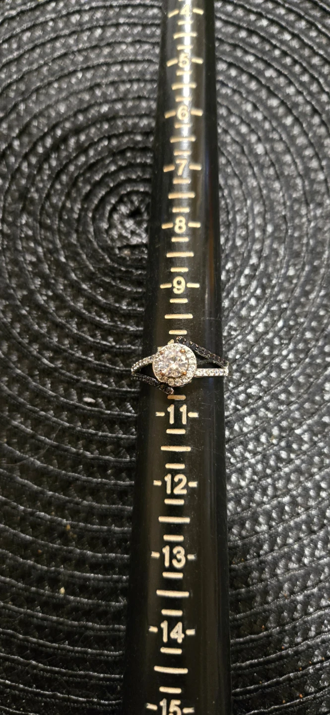 Sparkly Ring with Clear and Black Stones - photo 4