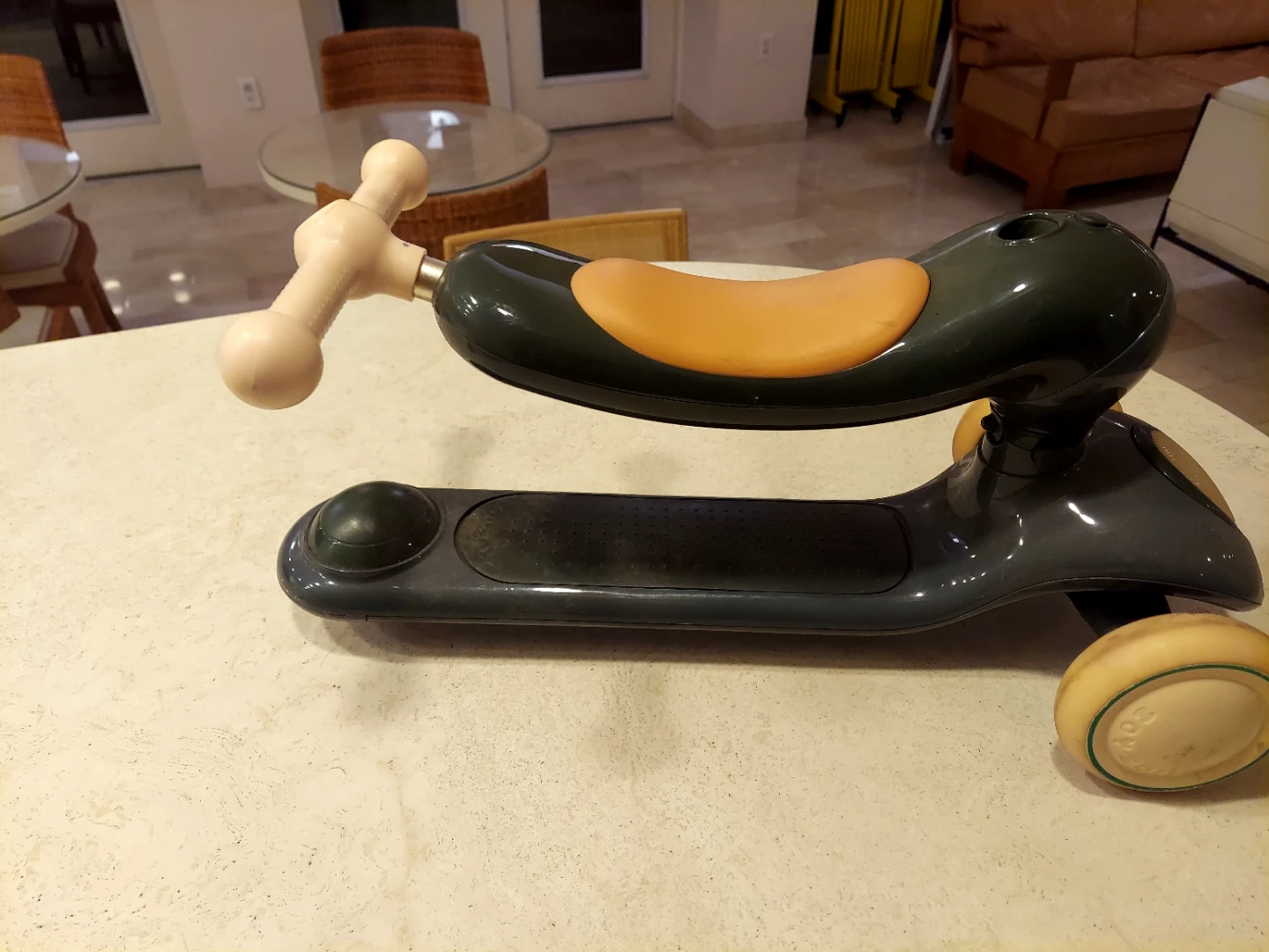 Little Tikes Ride 'n Scoot Toy