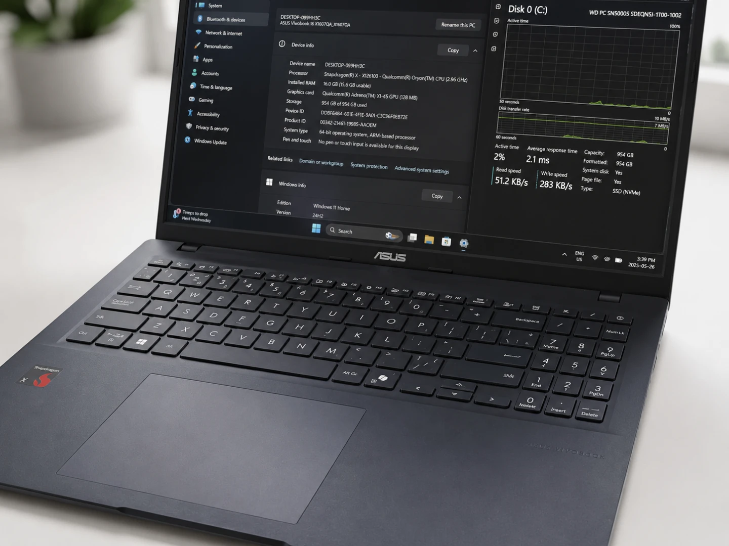 ASUS Vivobook 16 Snapdragon X Laptop - photo 3