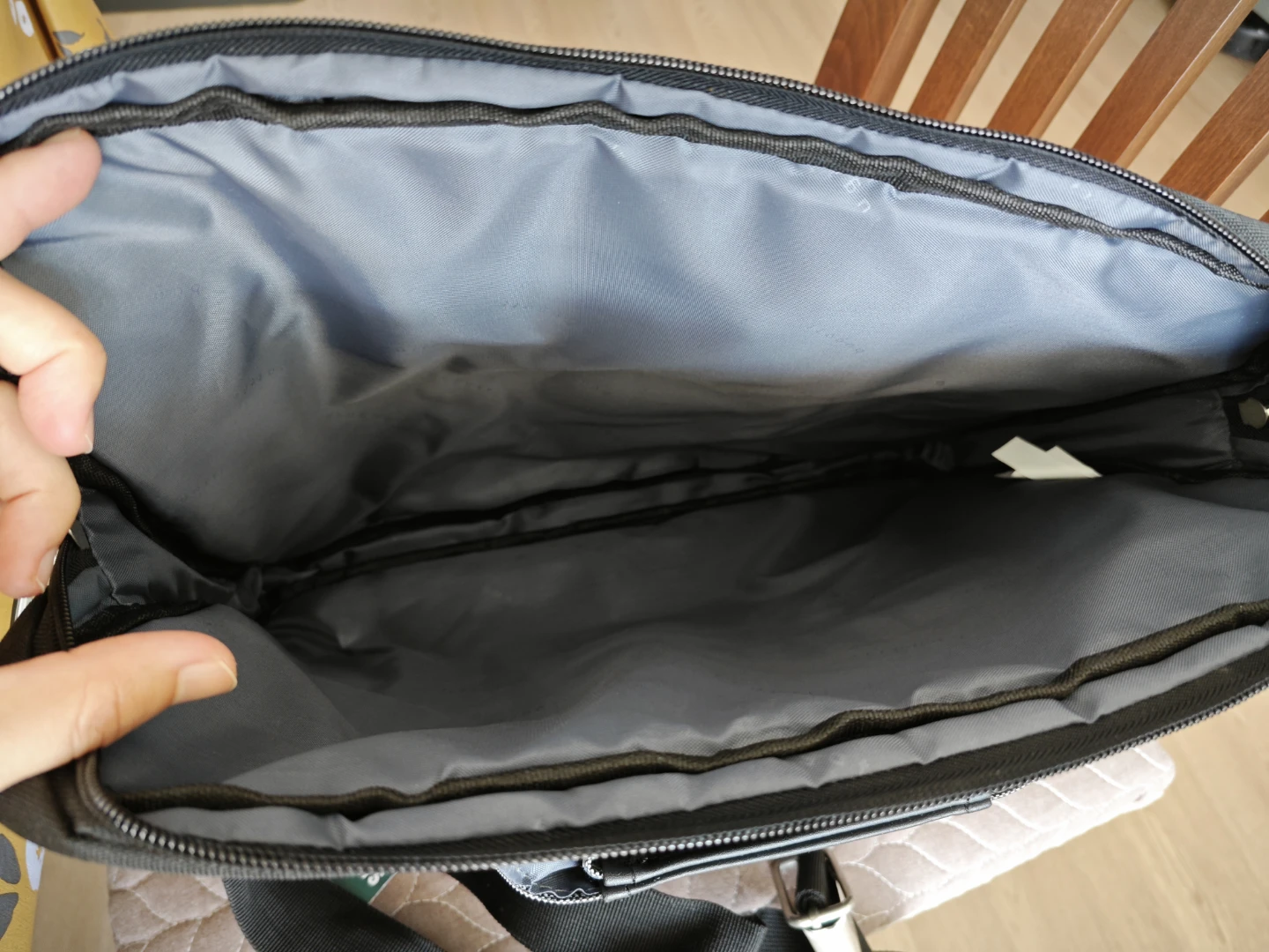 April laptop case bag 15.6 inches - photo 5