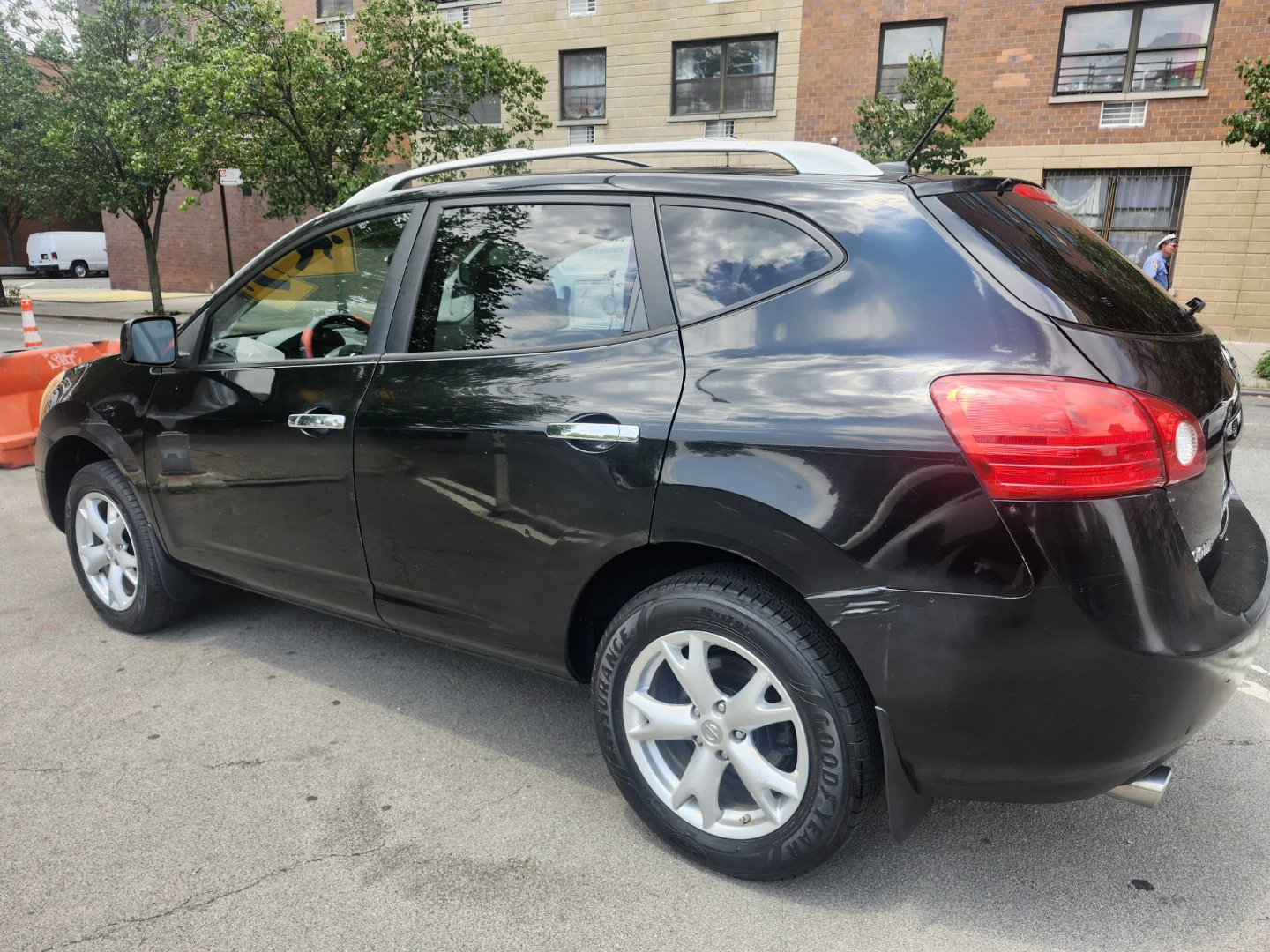 2010 Nissan Rogue SL AWD SUV - photo 4