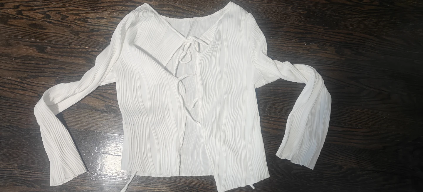 White Pleated Long Sleeve Top with Tie Back - photo 3