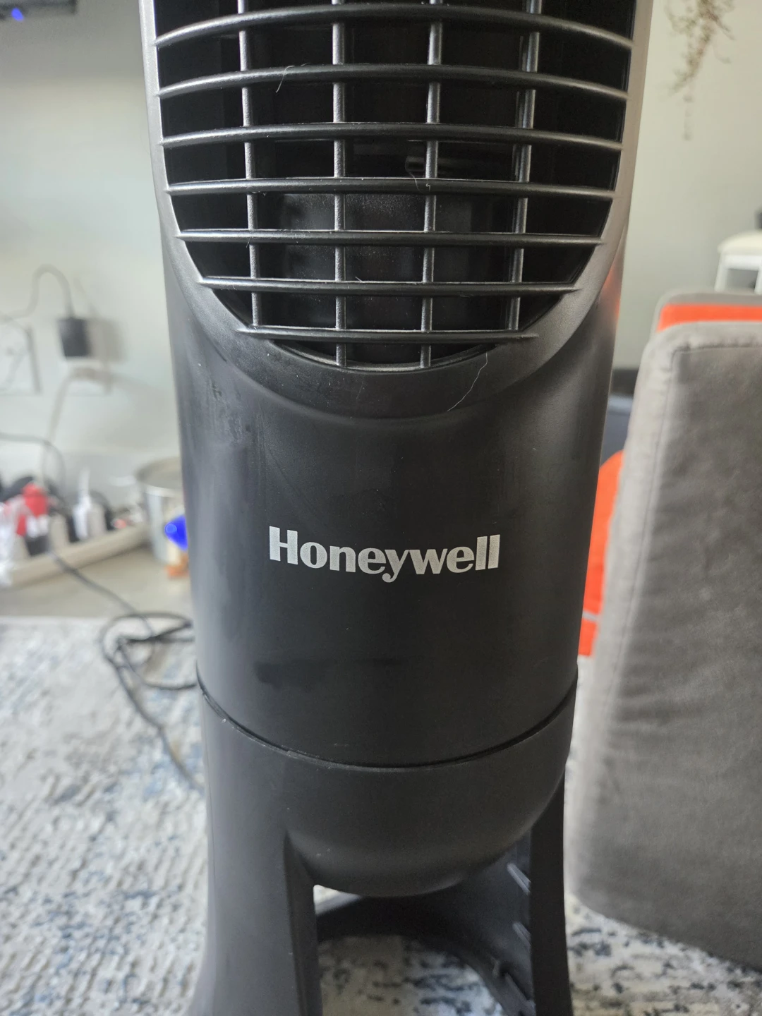 Honeywell QuietSet Tower Fan - photo 3
