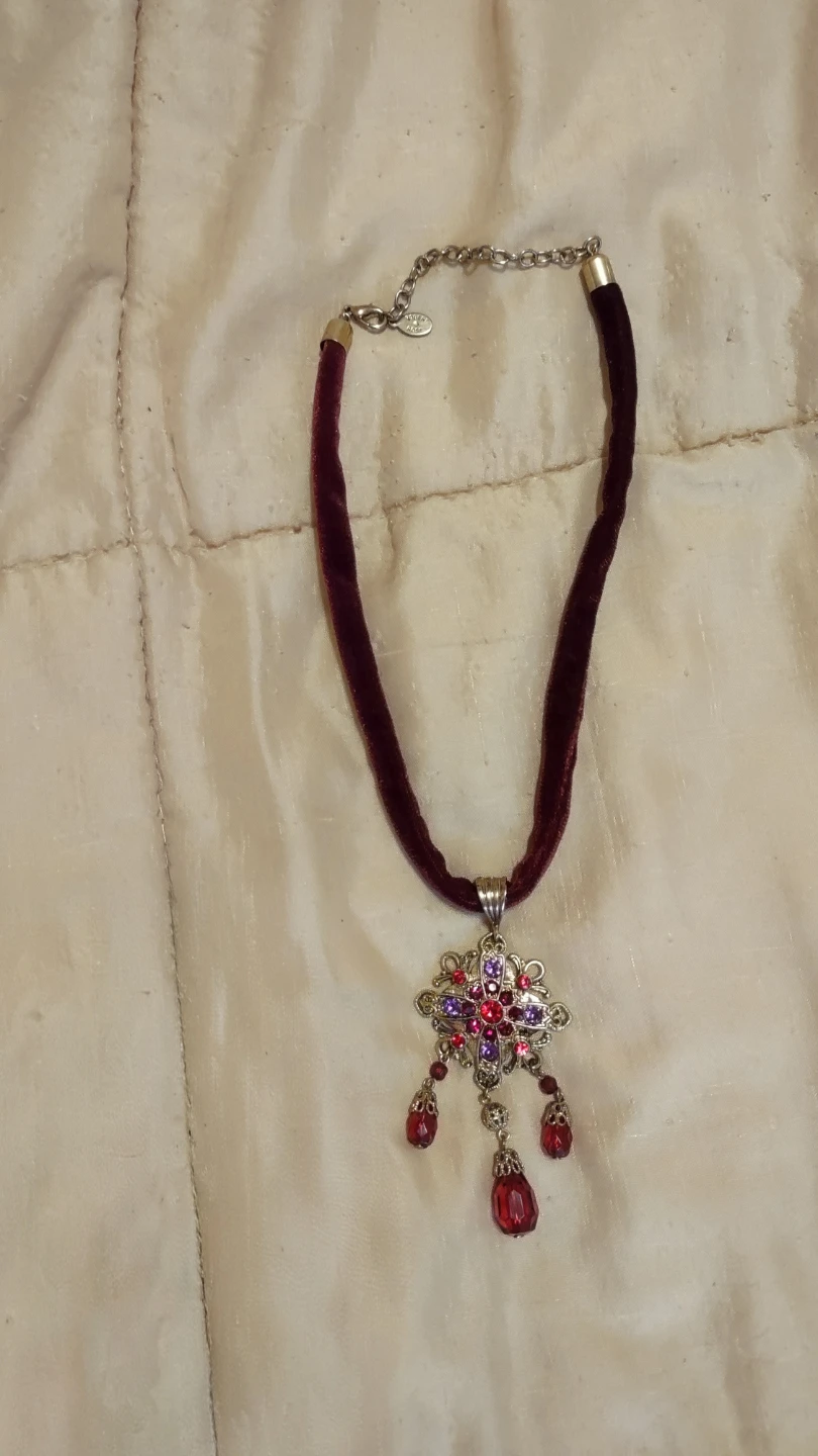Robert Rose Red & Purple Gemstone Choker Necklace