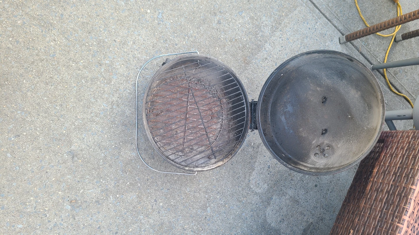 Red Portable Kettle Grill - photo 3