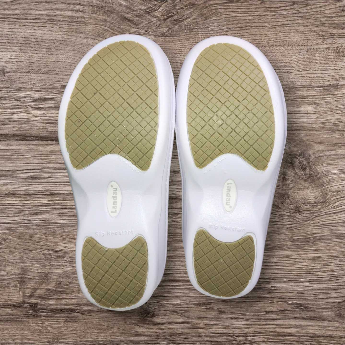 Landau FootwearX White Slip-Resistant Clogs - Sz 7 W / 5M - photo 3