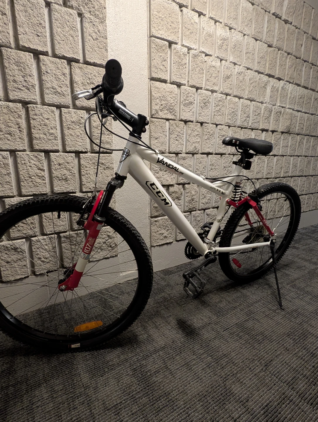 CCM Vandal 26" Mountain Bike - photo 4