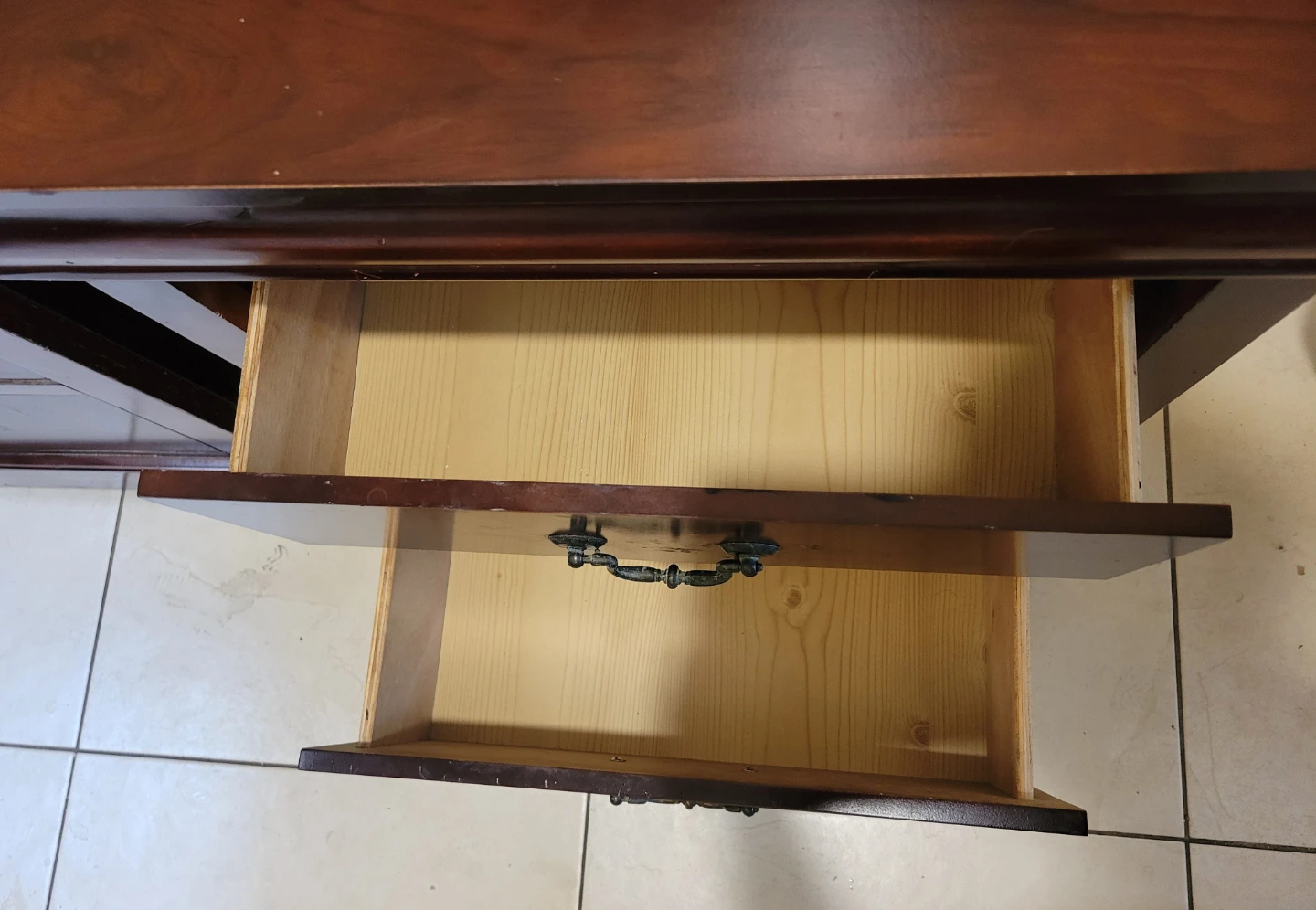 Two vintage dark wood nightstands with drawers - photo 3