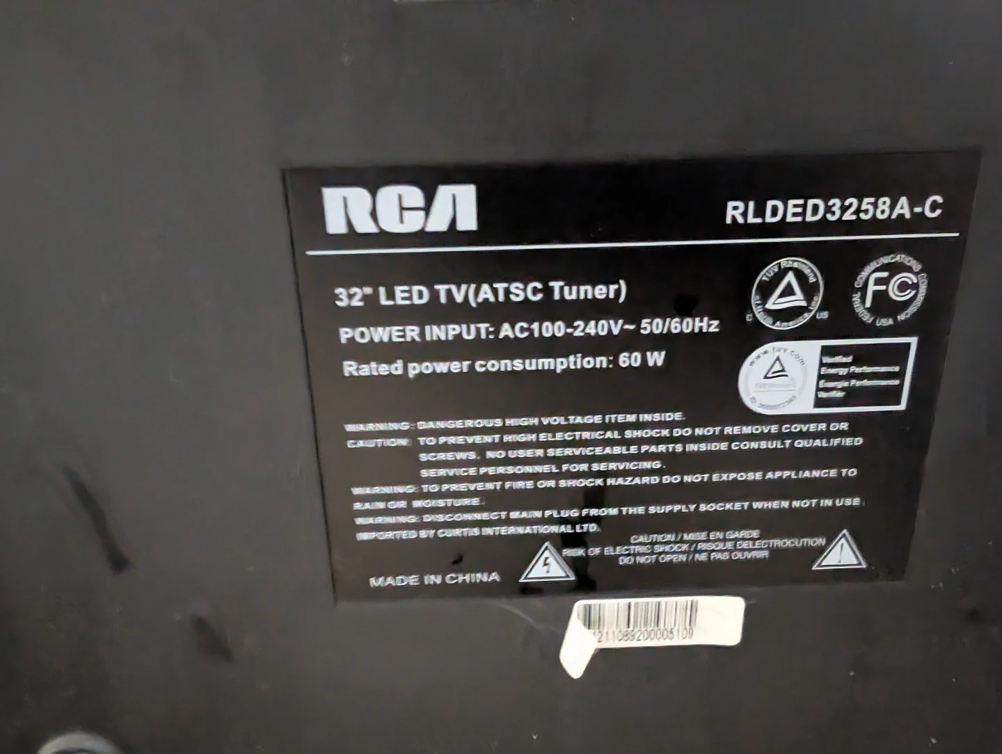RCA 32" LED TV RLDE3258A-C - photo 3