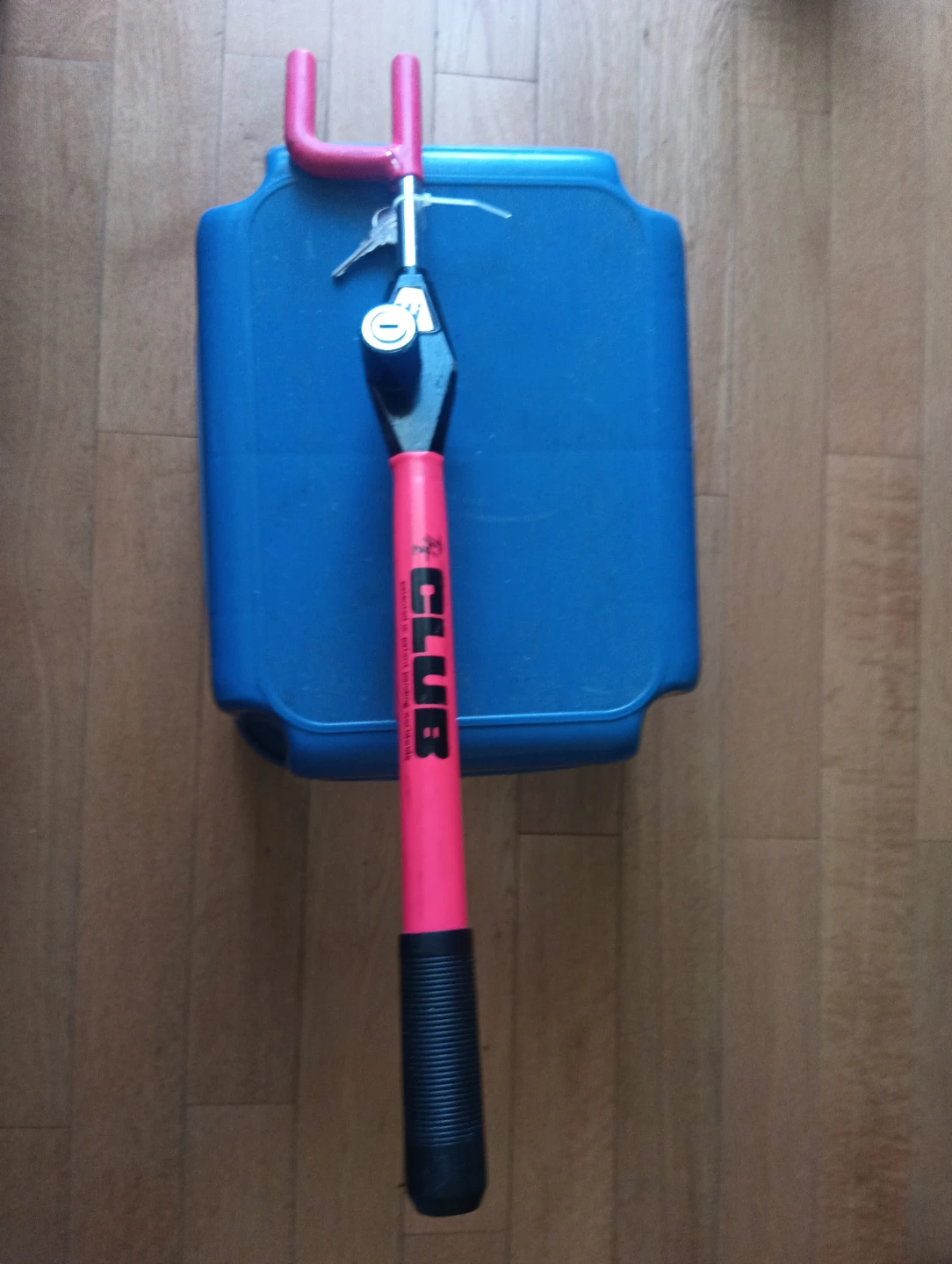 CLUB Anti-theft Car Steering wheel Lock.