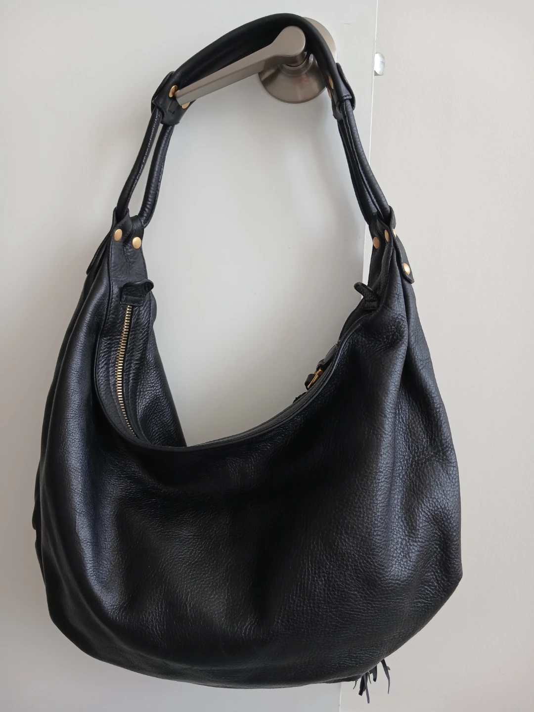Salvatore Ferragamo Black Leather Hobo Bag - photo 4