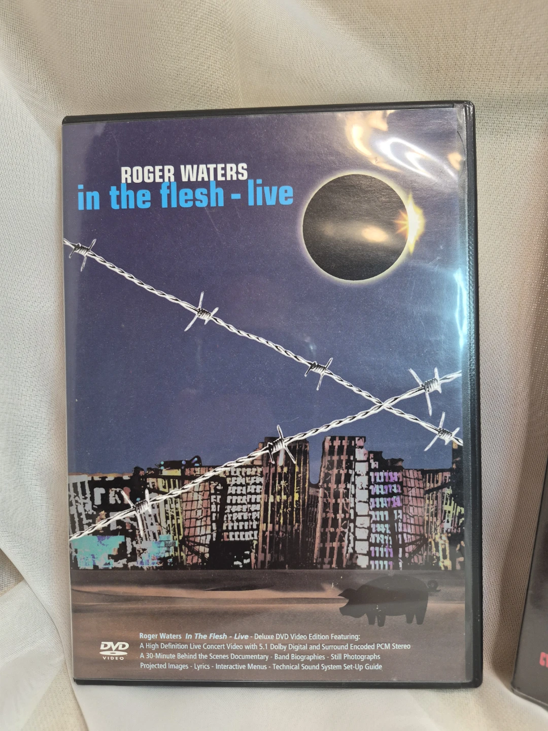 2 Roger Waters DVDs Sets - photo 2