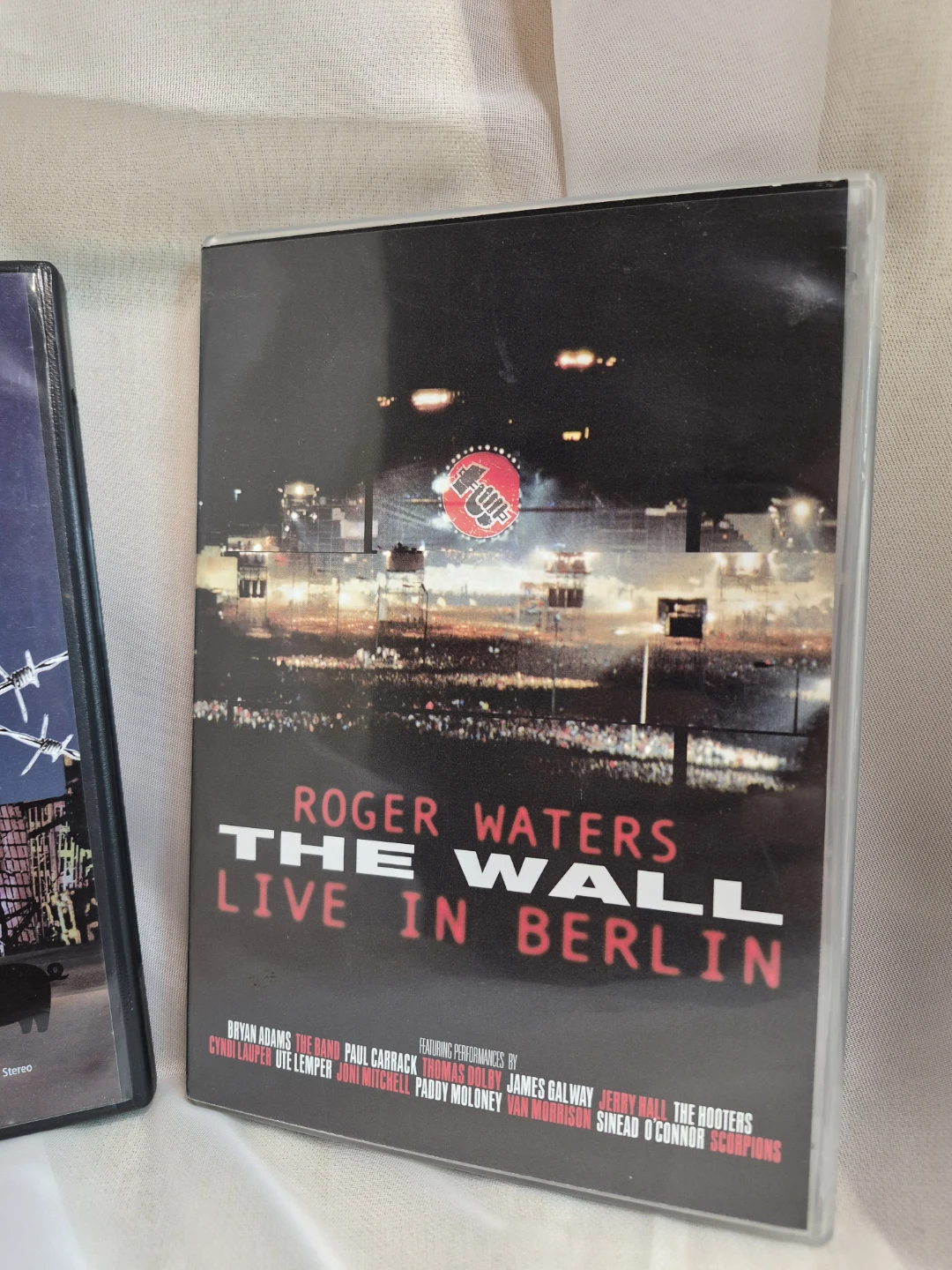 2 Roger Waters DVDs Sets - photo 3