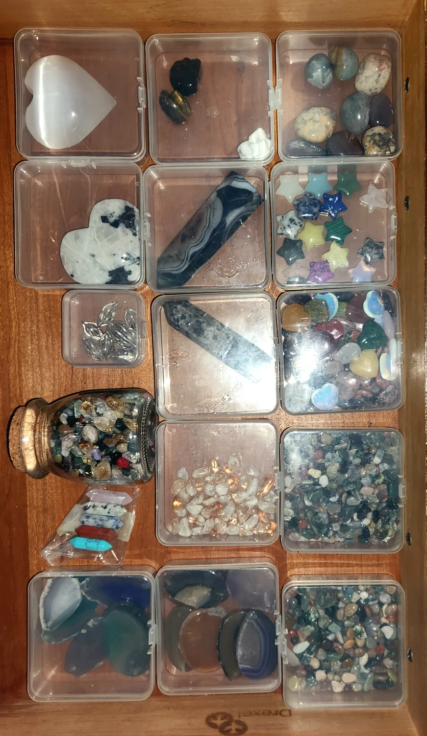 Assorted Crystal & Gemstone Collection