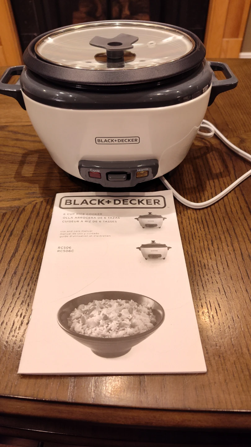 BLACK+DECKER 6-Cup Rice Cooker