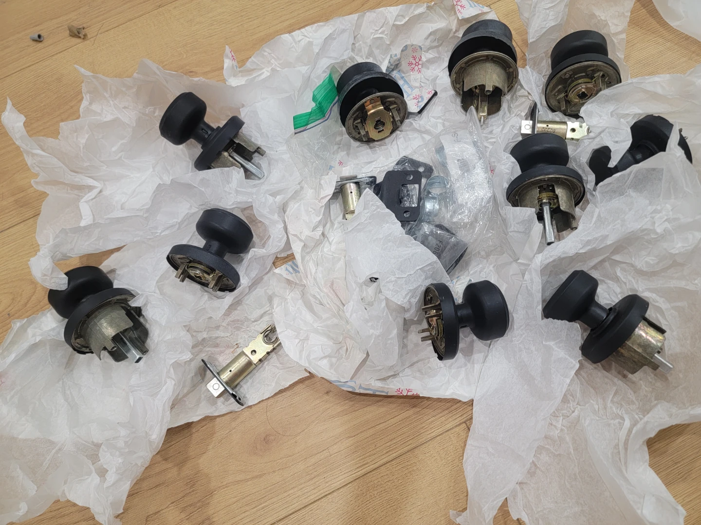 Give away - Black Door Knobs and Latches